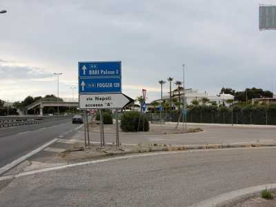 Prendiamo l�accesso A di via Napoli...